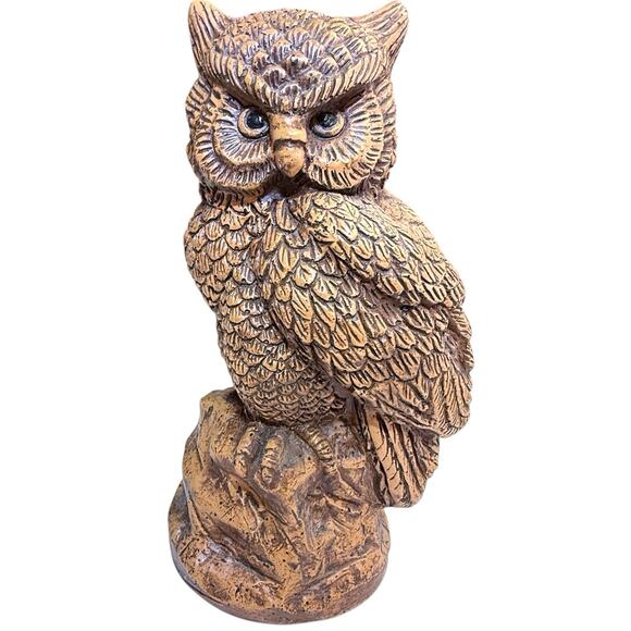Vintage Brown Owl Heavy Resin Sculpture Statue Shelf Sitter Office Decoration - Picture 2 of 8